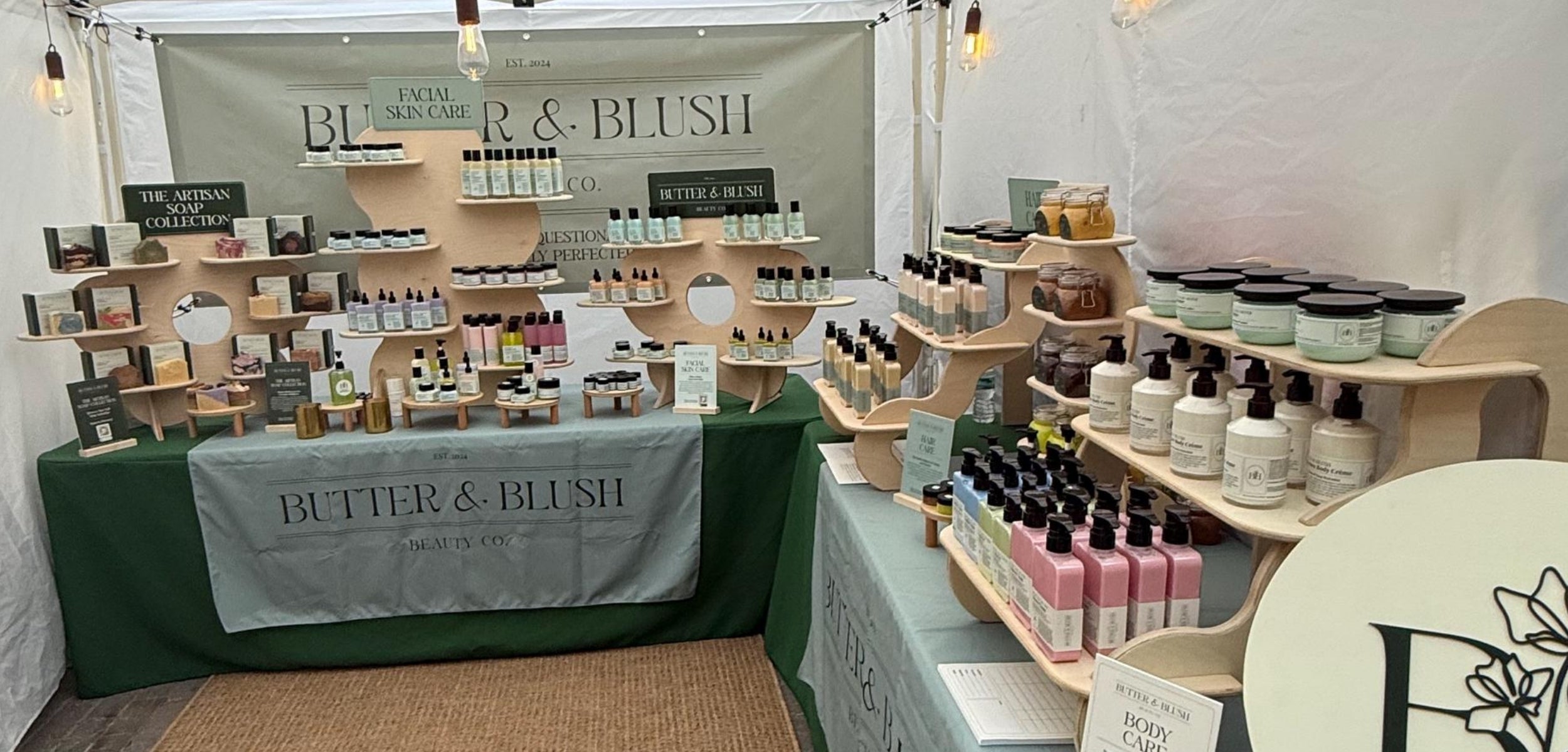 Must-Have Display Ideas to Attract More Customers