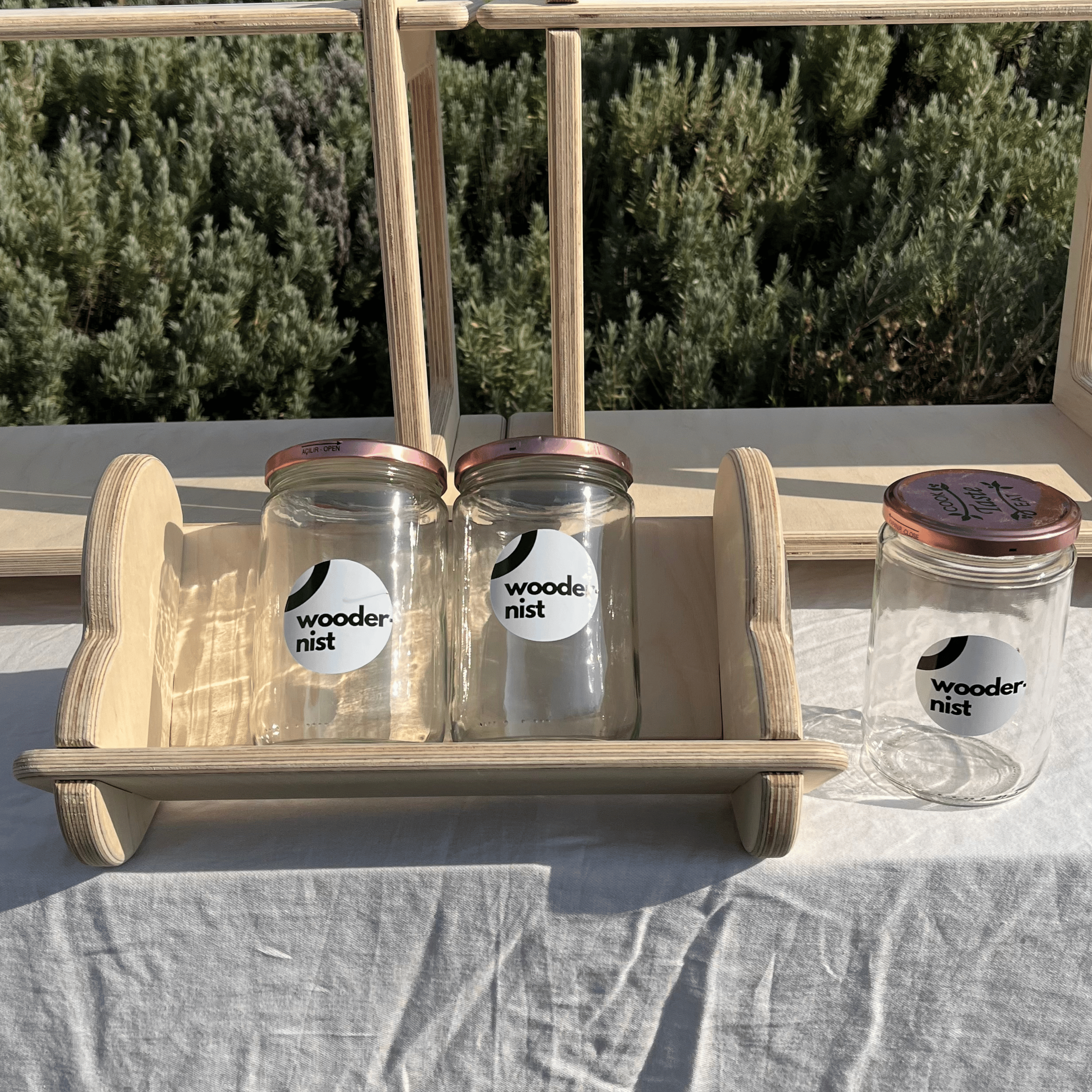 Incliney Collapsible Display Stand