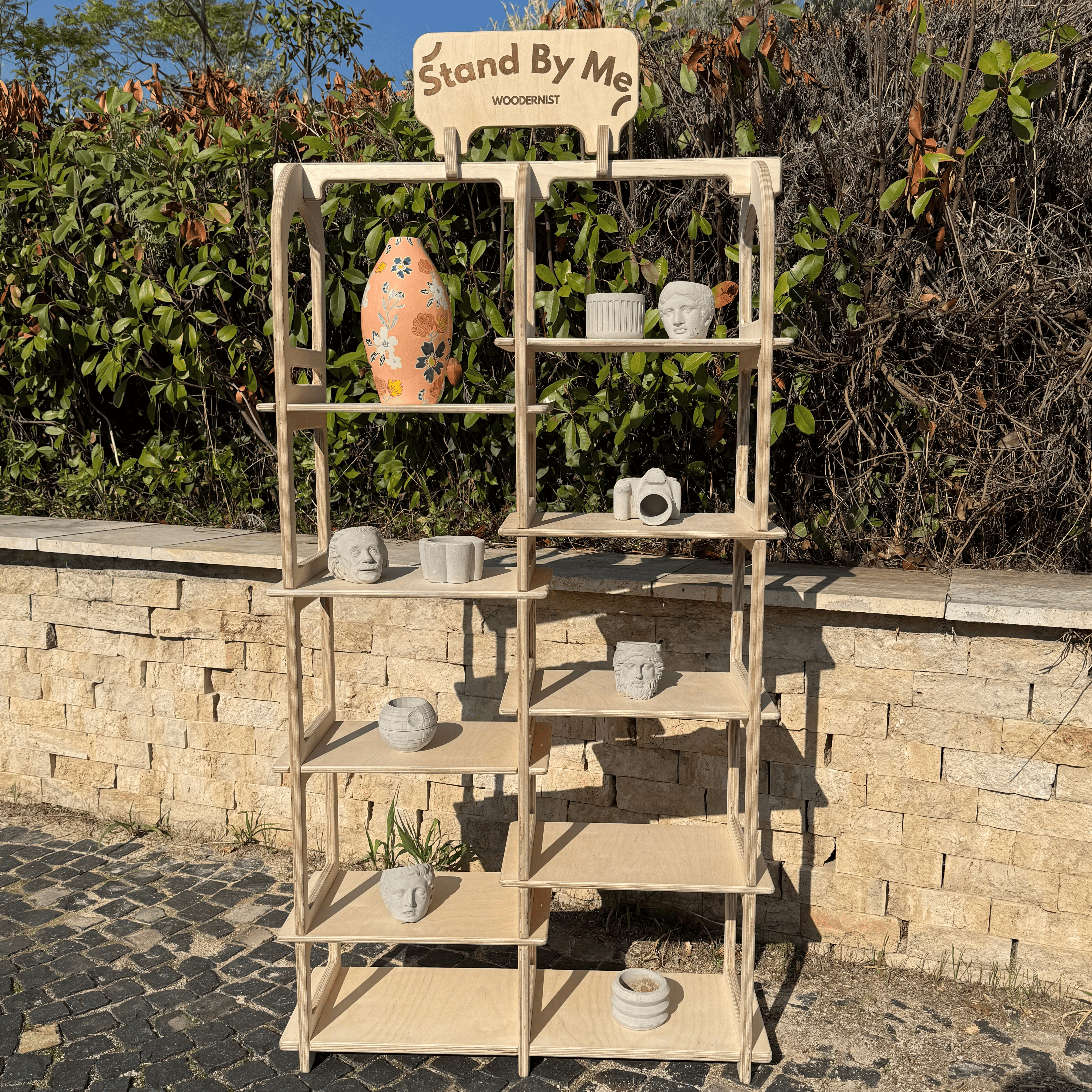 Floorista Collapsible Stand On Floor Display Stand